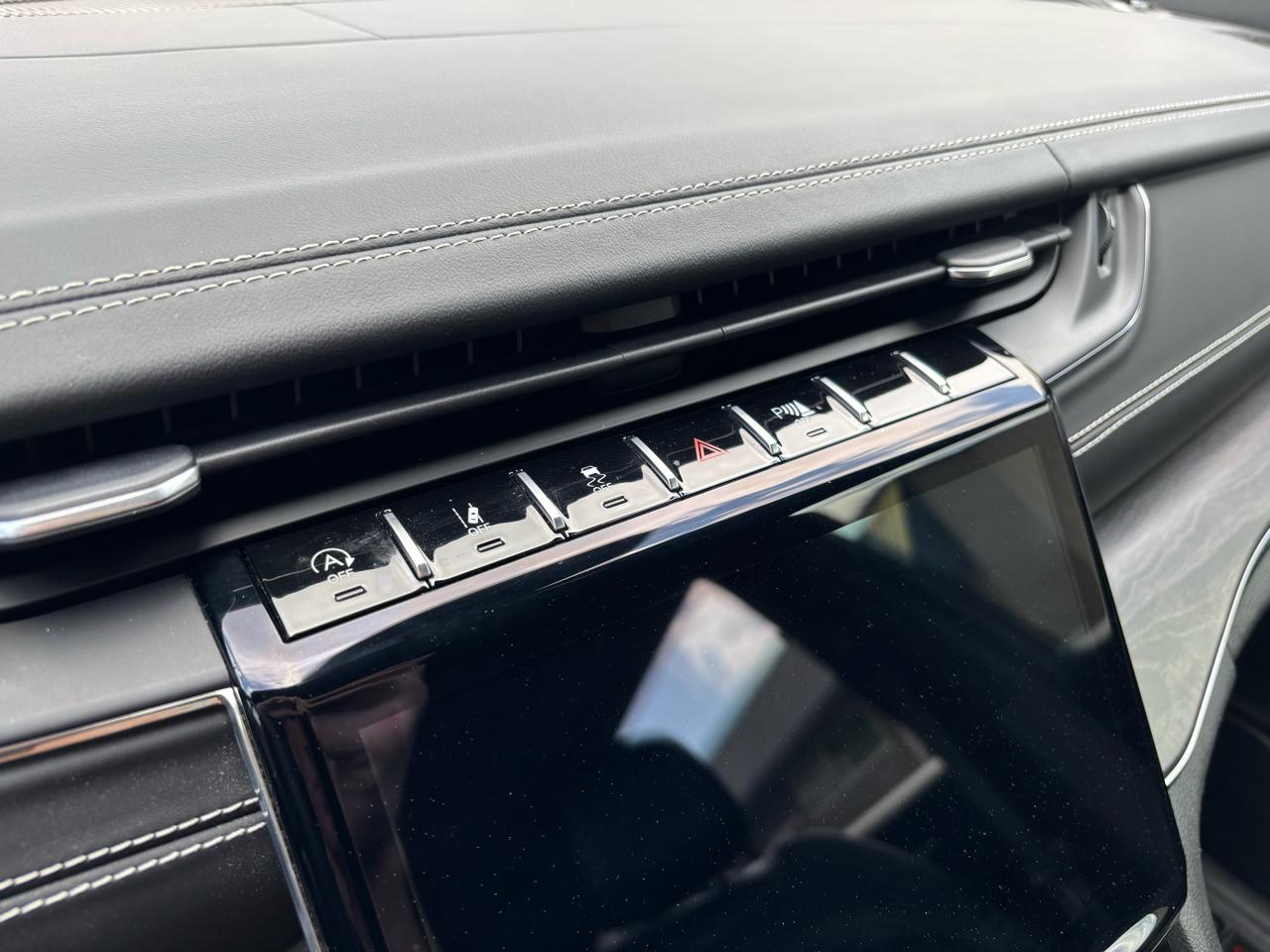 Jeep Grand Cherokee L Overland 4WD 2021