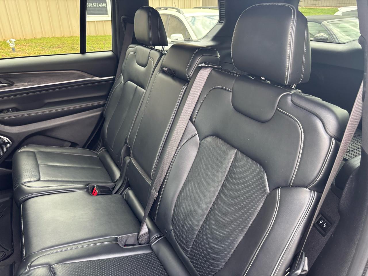 Jeep Grand Cherokee L Overland 4WD 2021