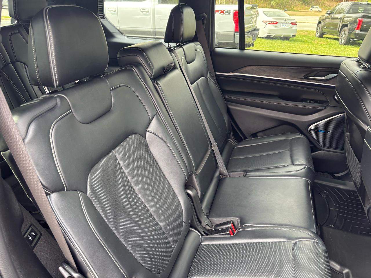 Jeep Grand Cherokee L Overland 4WD 2021