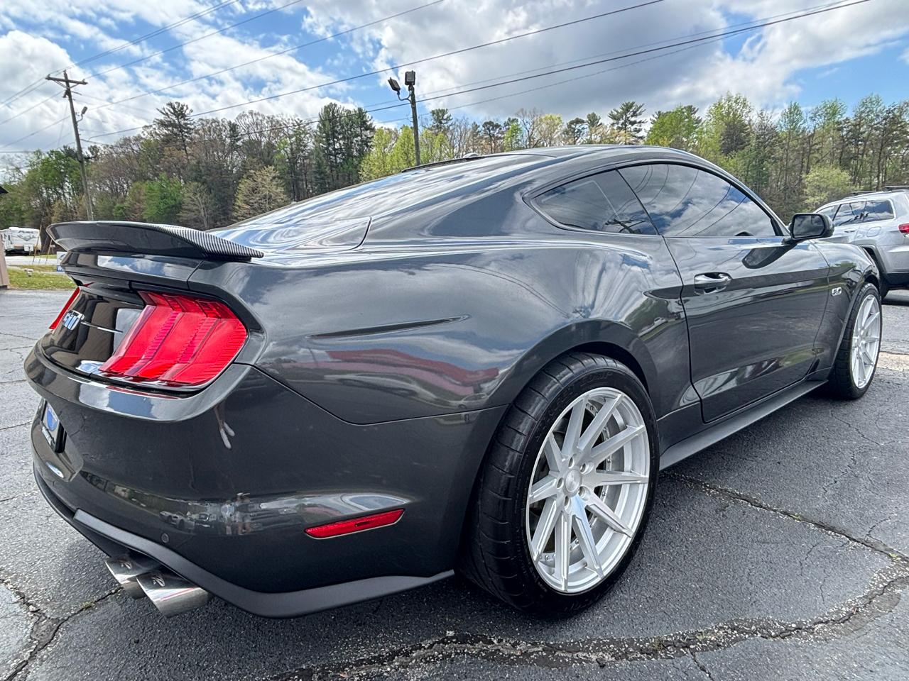 Ford Mustang GT Premium Coupe 2019