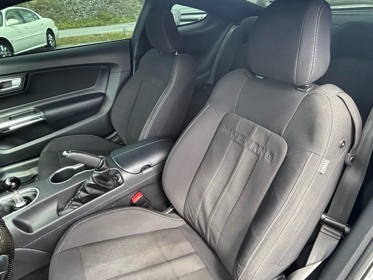 Ford Mustang GT Premium Coupe 2019