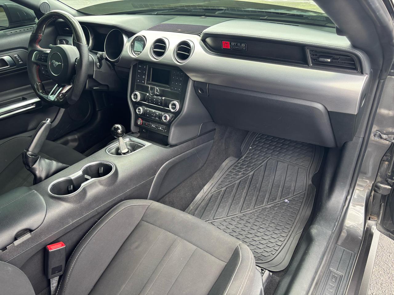 Ford Mustang GT Premium Coupe 2019