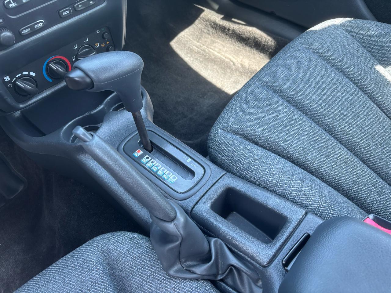 Chevrolet Cavalier Sedan 2003