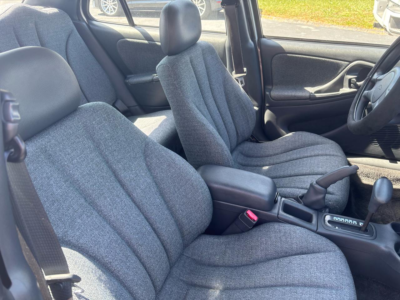 Chevrolet Cavalier Sedan 2003