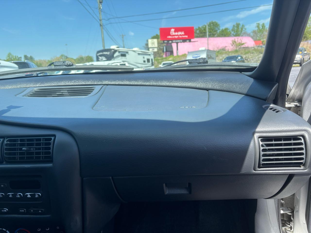 Chevrolet Cavalier Sedan 2003