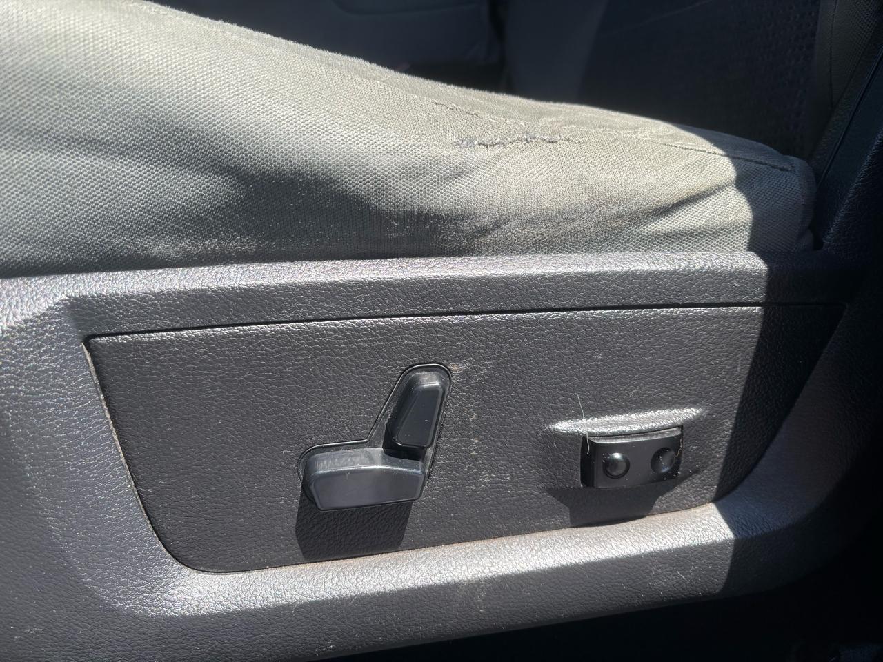 RAM 2500 SLT Crew Cab SWB 4WD 2015