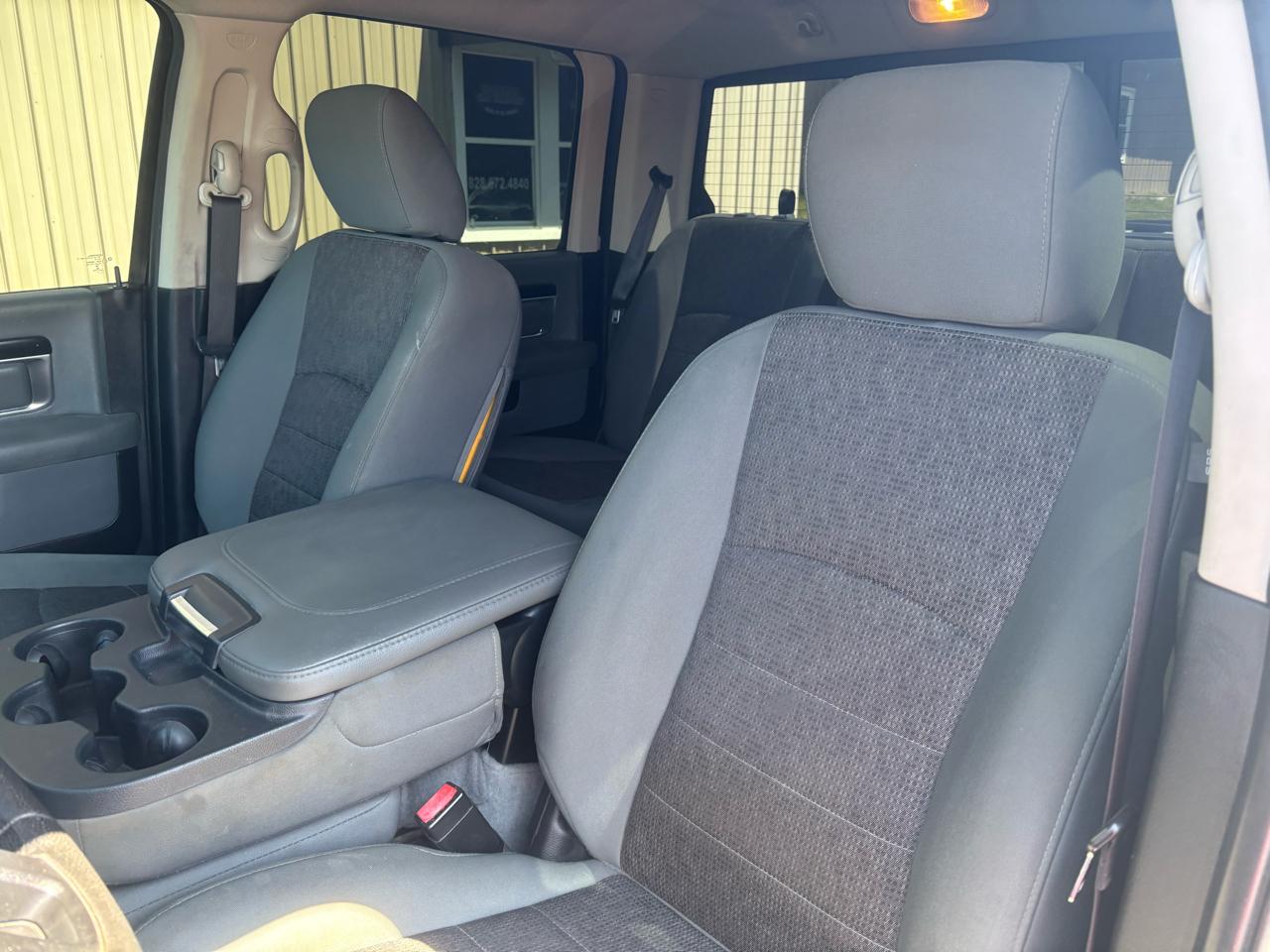 RAM 2500 SLT Crew Cab SWB 4WD 2015