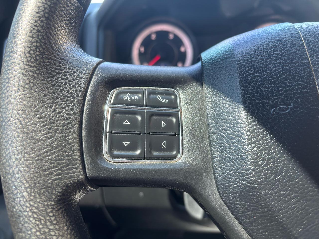 RAM 2500 SLT Crew Cab SWB 4WD 2015