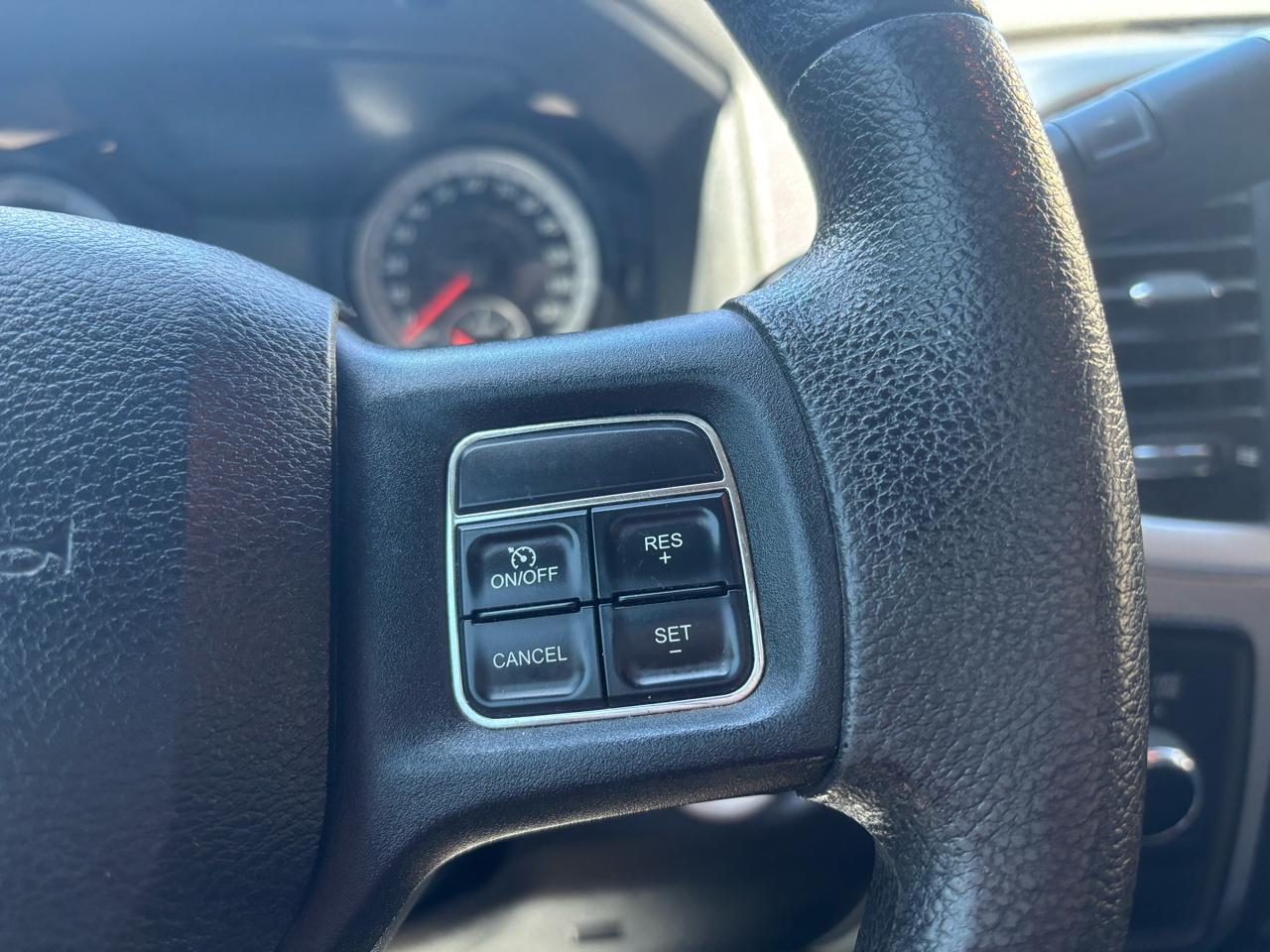 RAM 2500 SLT Crew Cab SWB 4WD 2015