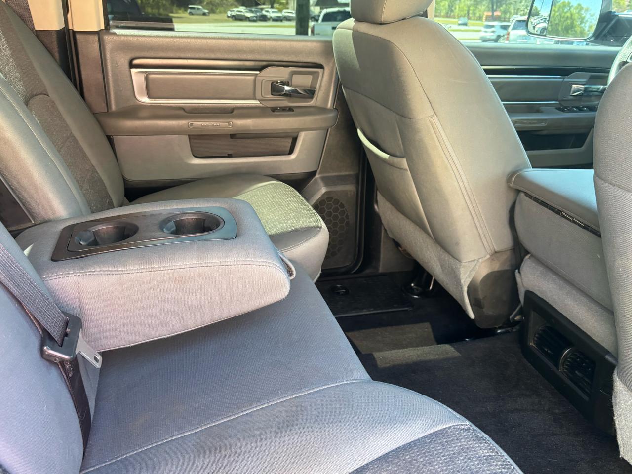 RAM 2500 SLT Crew Cab SWB 4WD 2015