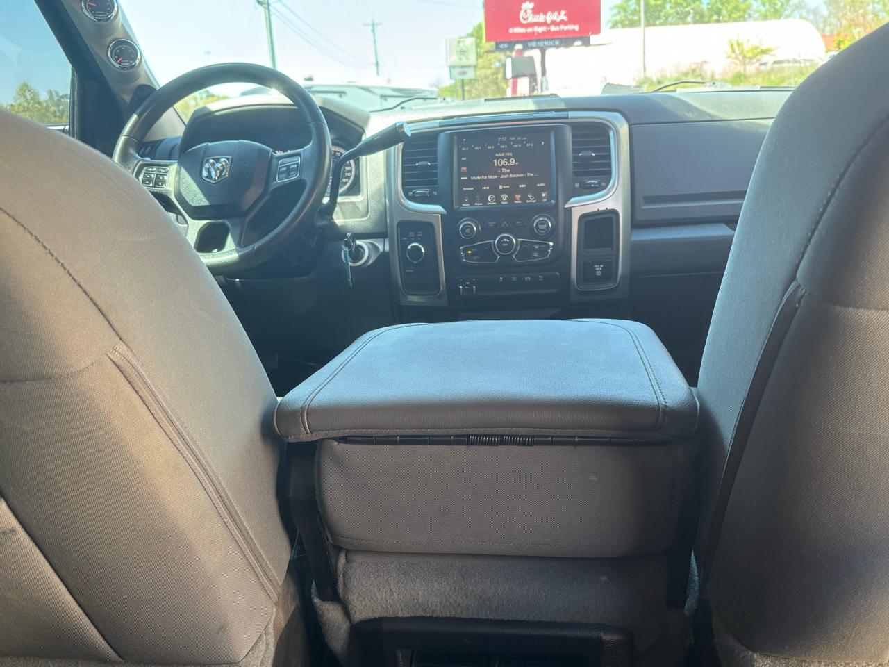 RAM 2500 SLT Crew Cab SWB 4WD 2015