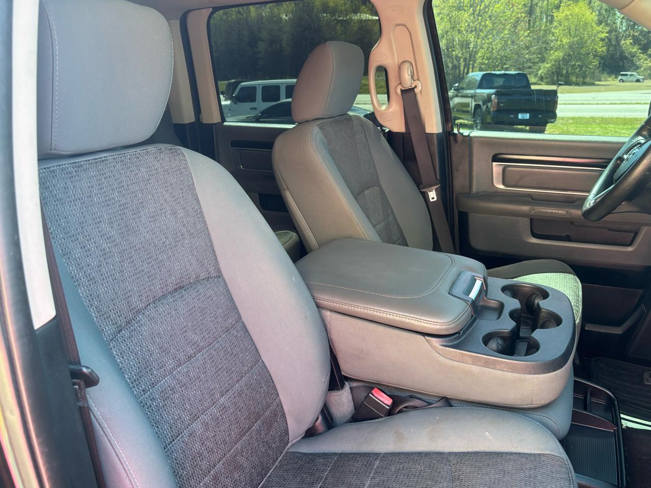 RAM 2500 SLT Crew Cab SWB 4WD 2015