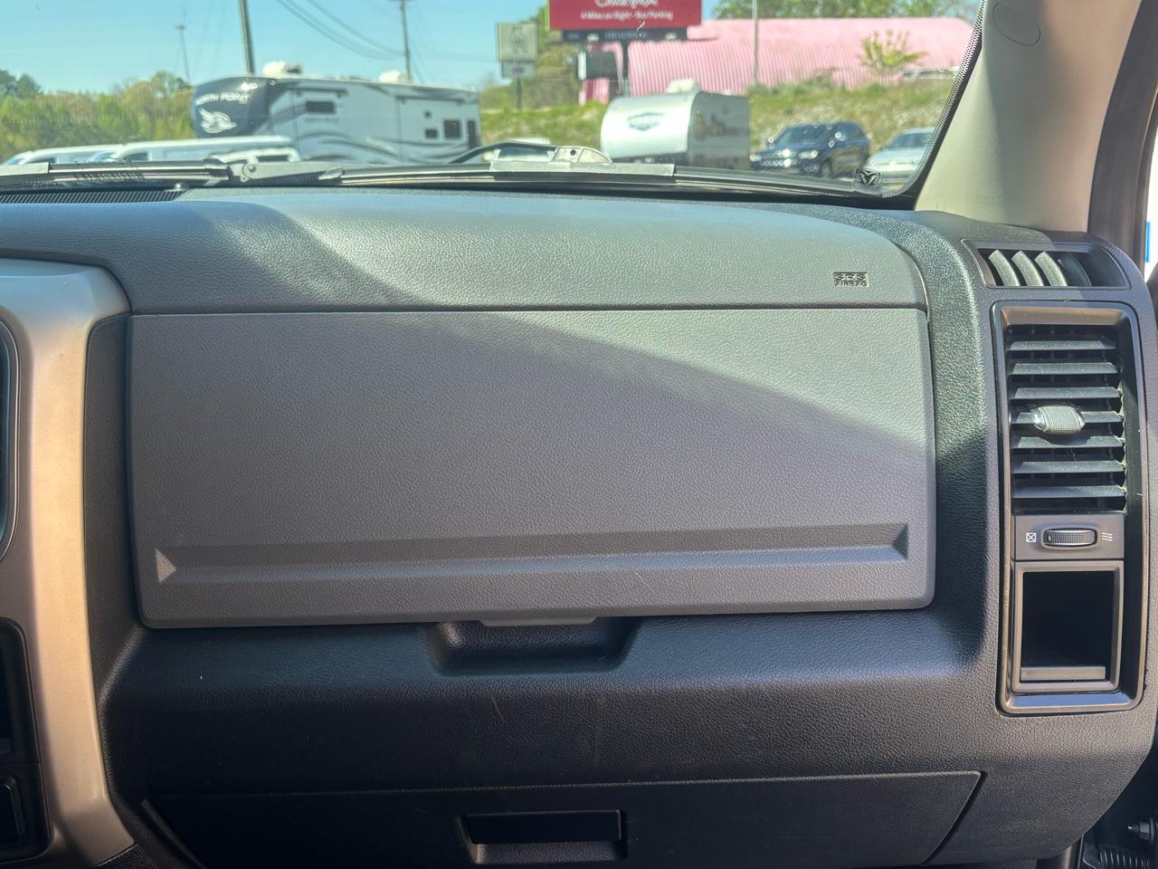 RAM 2500 SLT Crew Cab SWB 4WD 2015