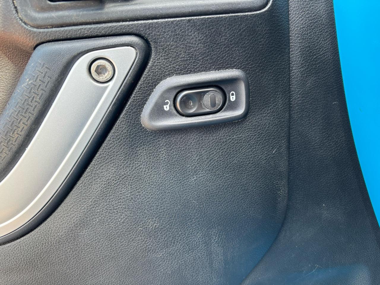 Jeep Wrangler Unlimited Sahara 4WD 2017