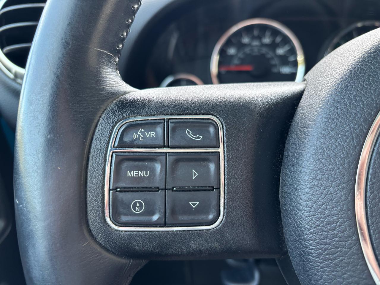 Jeep Wrangler Unlimited Sahara 4WD 2017