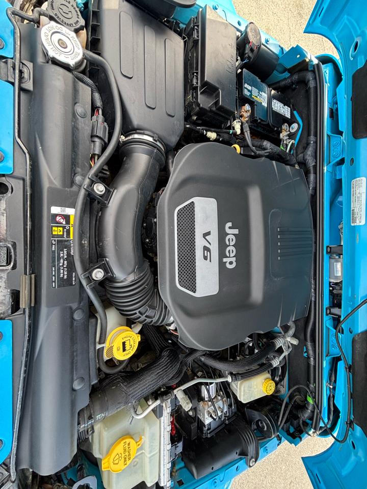 Jeep Wrangler Unlimited Sahara 4WD 2017