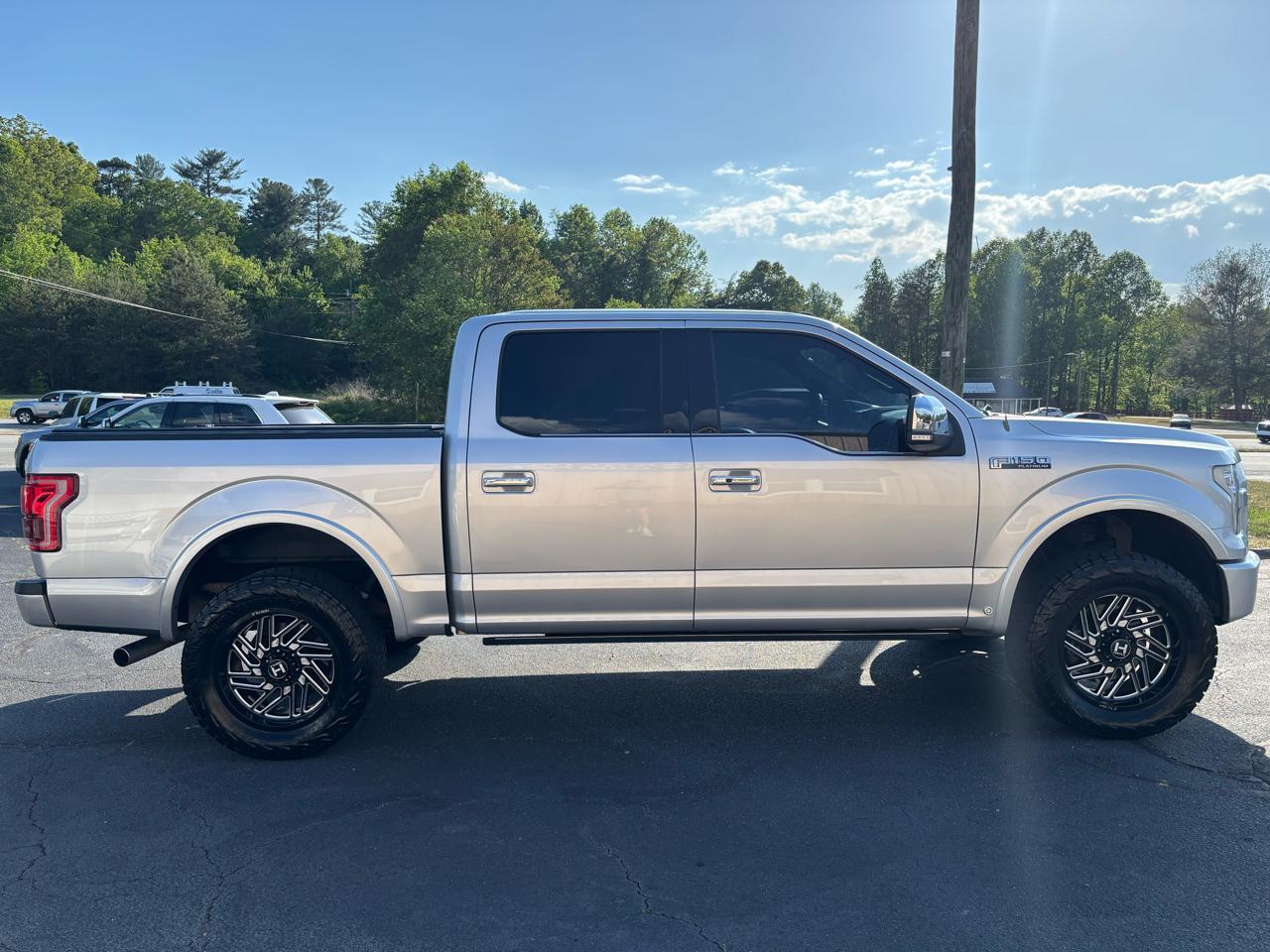 Ford F-150 Platinum SuperCrew 5.5-ft. Bed 4WD 2016