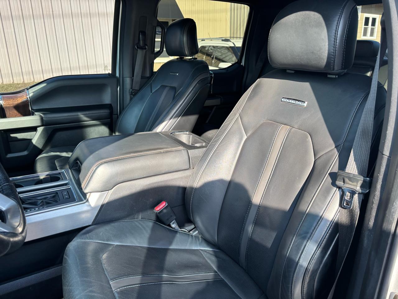 Ford F-150 Platinum SuperCrew 5.5-ft. Bed 4WD 2016