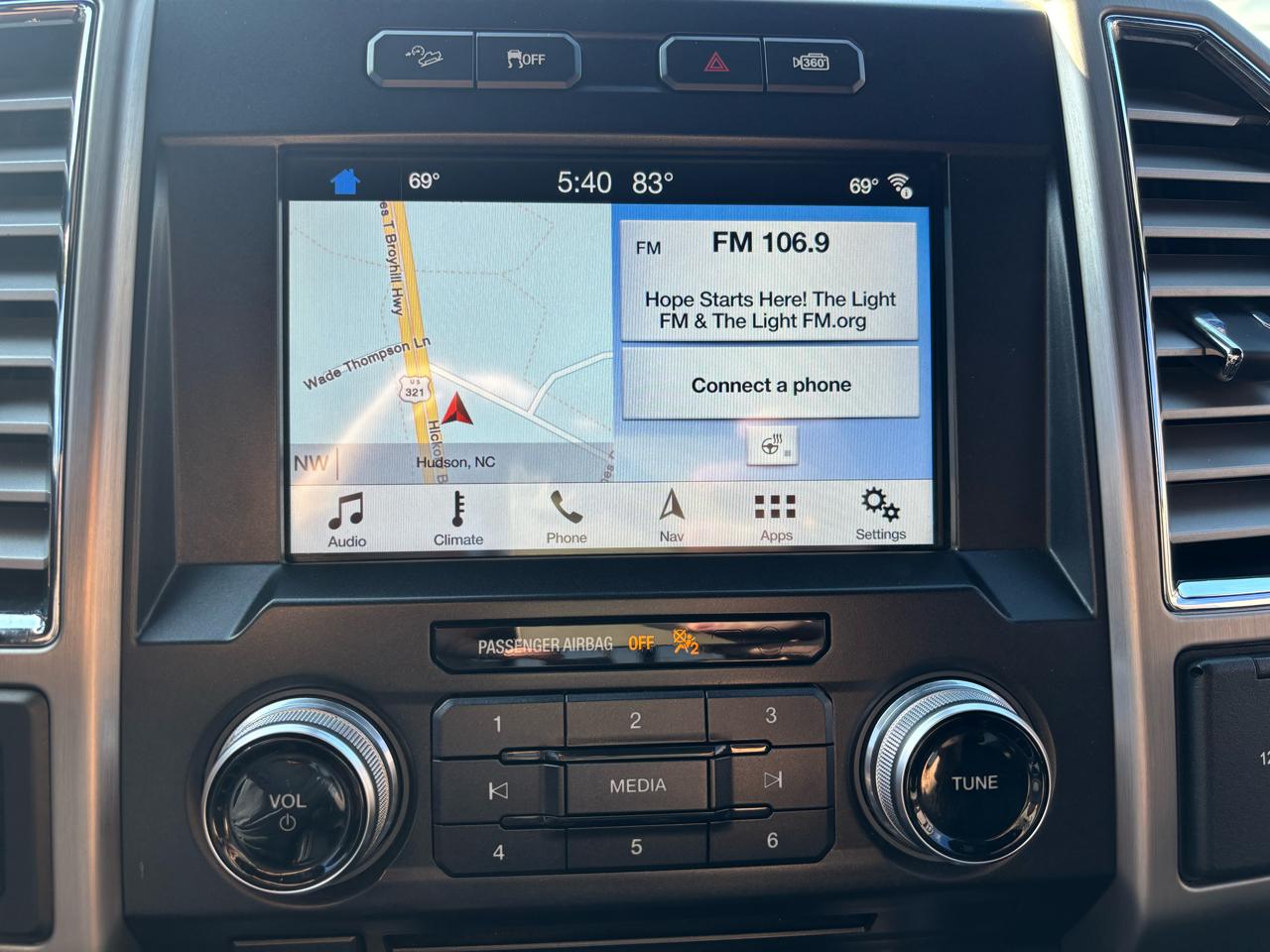 Ford F-150 Platinum SuperCrew 5.5-ft. Bed 4WD 2016