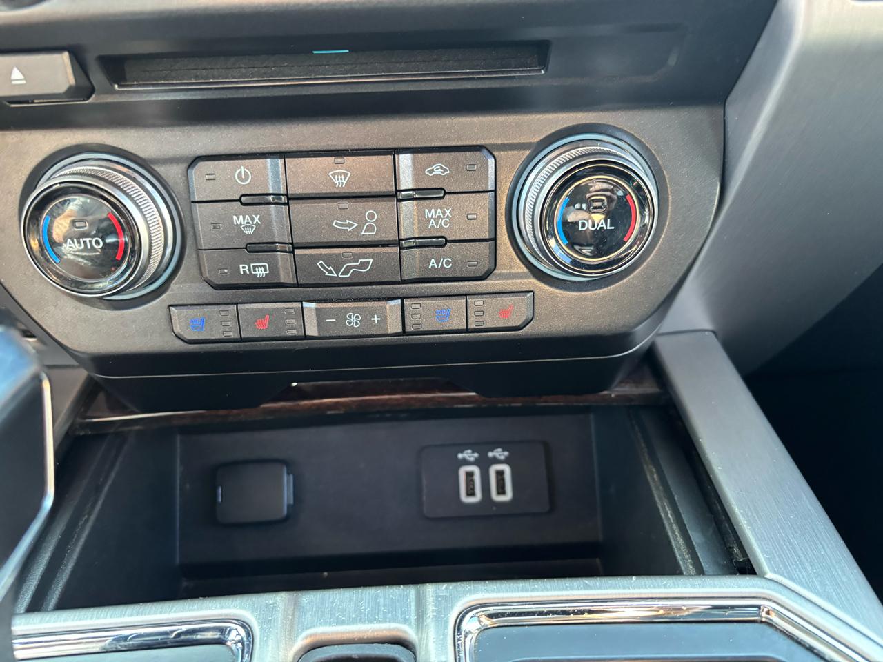 Ford F-150 Platinum SuperCrew 5.5-ft. Bed 4WD 2016