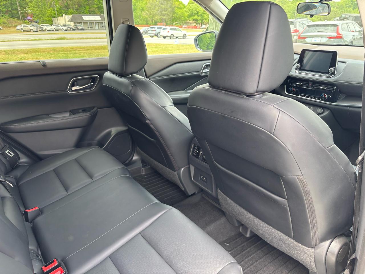 Nissan Rogue SV 2021