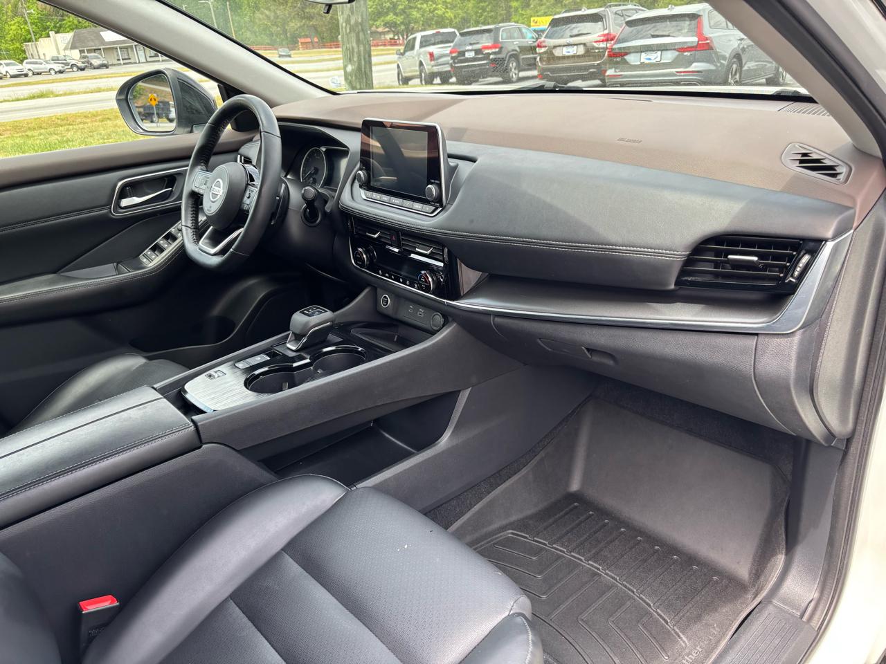 Nissan Rogue SV 2021