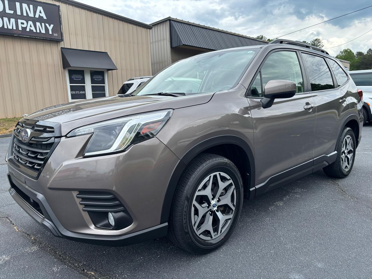 2022 Subaru Forester Premium