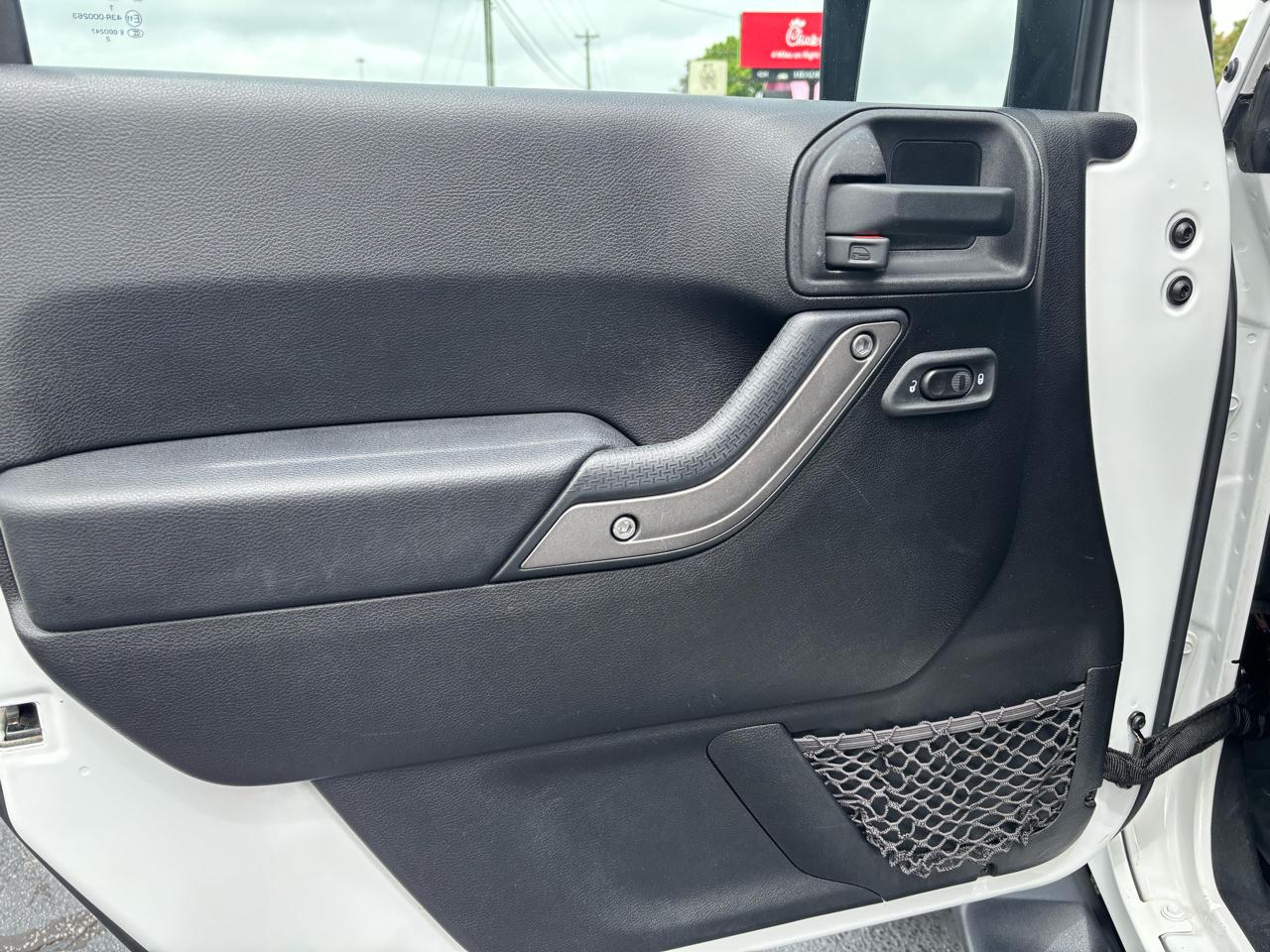 Jeep Wrangler Unlimited Sport 4WD 2013