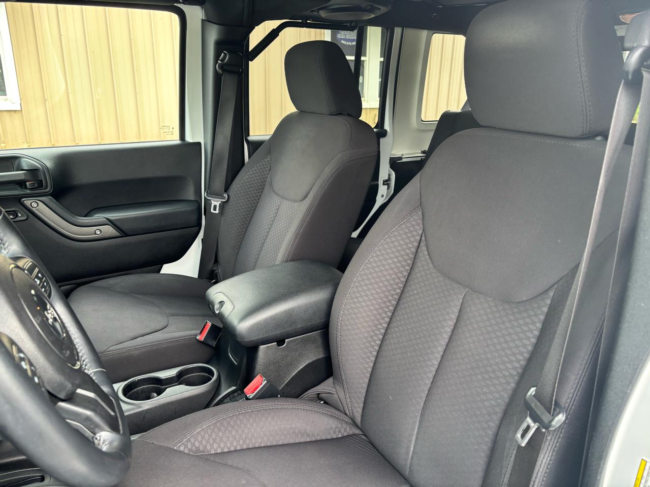 Jeep Wrangler Unlimited Sport 4WD 2013