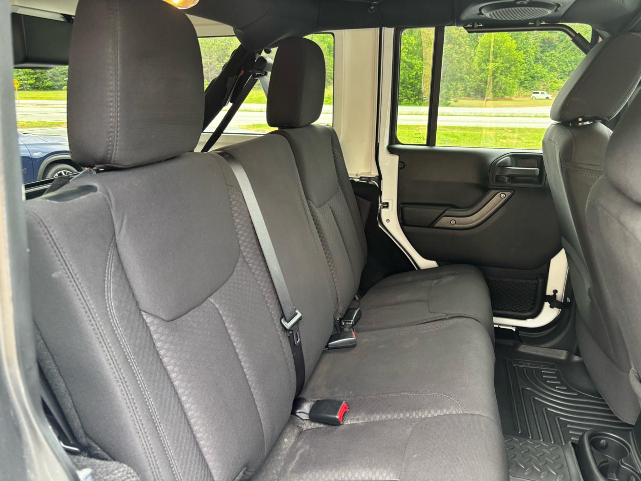 Jeep Wrangler Unlimited Sport 4WD 2013