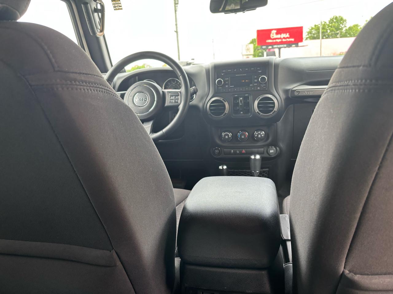 Jeep Wrangler Unlimited Sport 4WD 2013