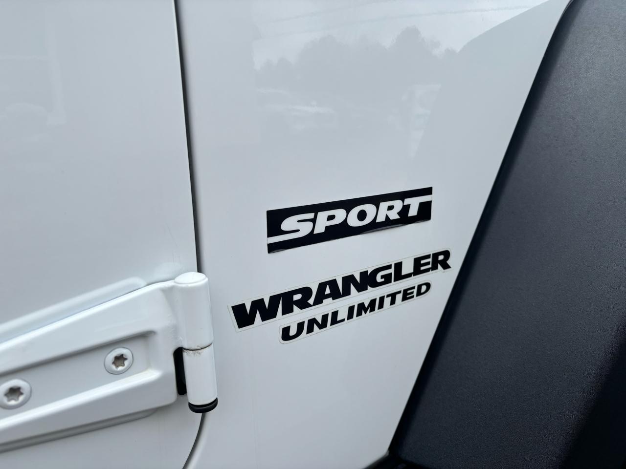 Jeep Wrangler Unlimited Sport 4WD 2013