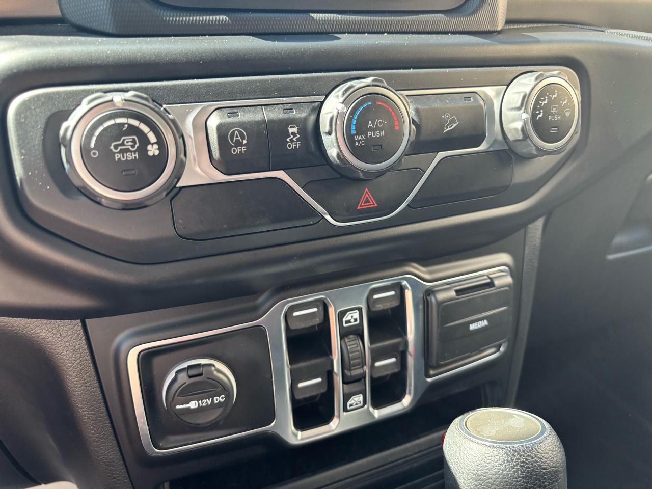 Jeep Wrangler Unlimited Sport 2020