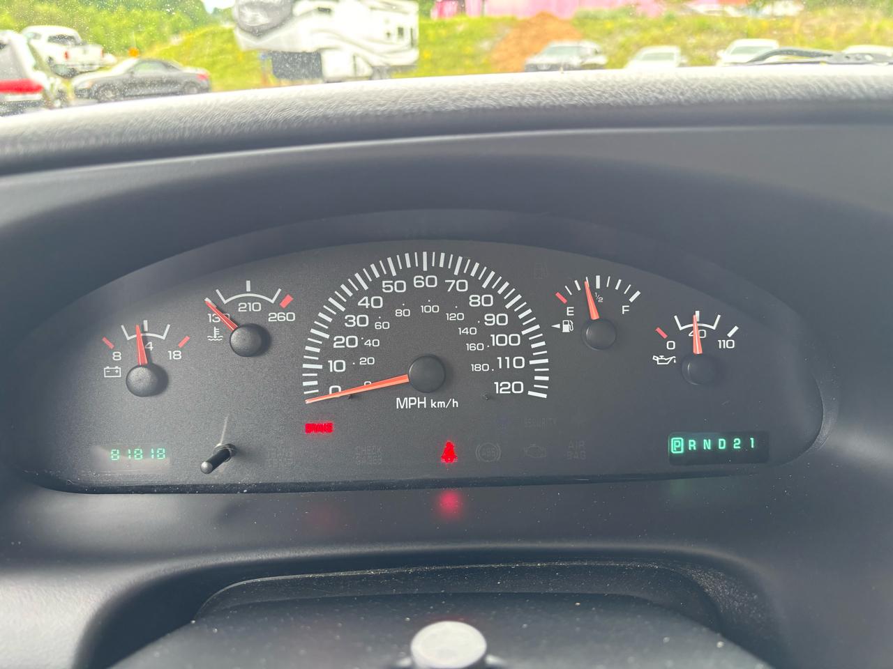 Dodge Ram Van 1500 SWB 2003