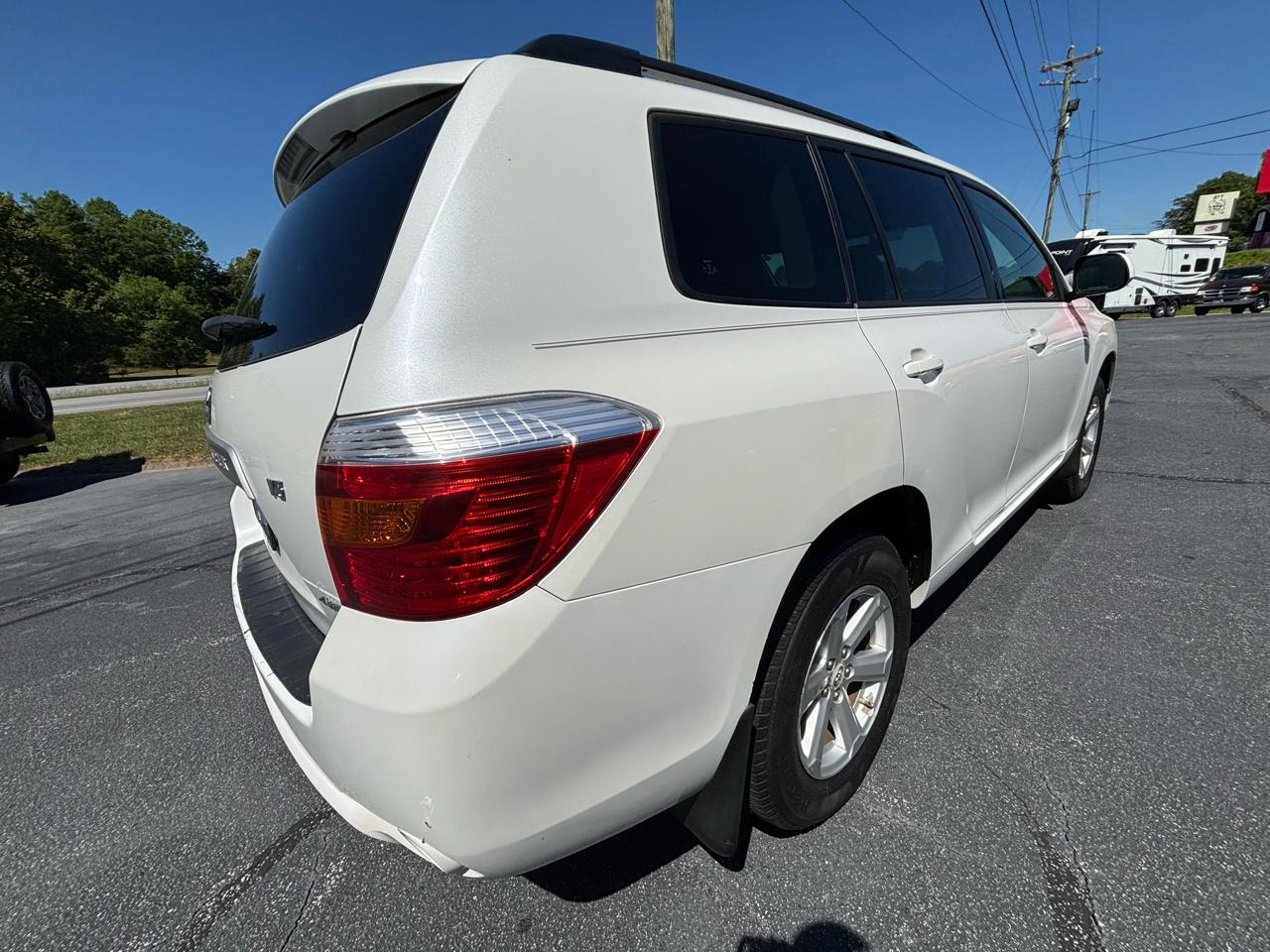 Toyota Highlander Base 4WD 2008