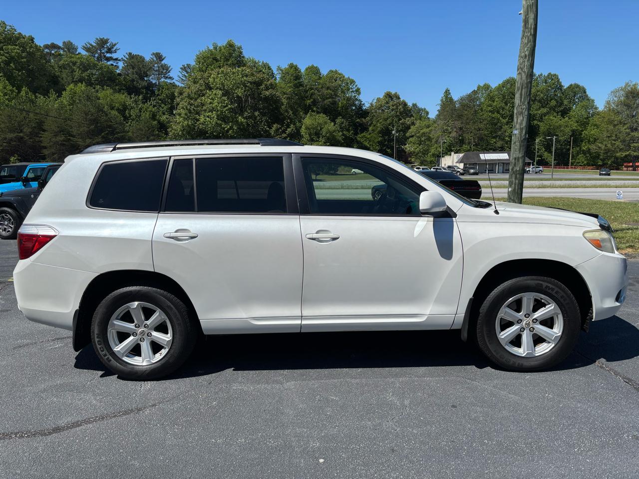 Toyota Highlander Base 4WD 2008