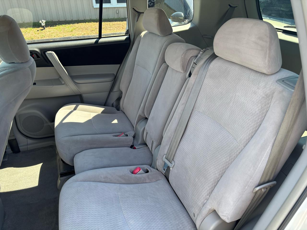 Toyota Highlander Base 4WD 2008