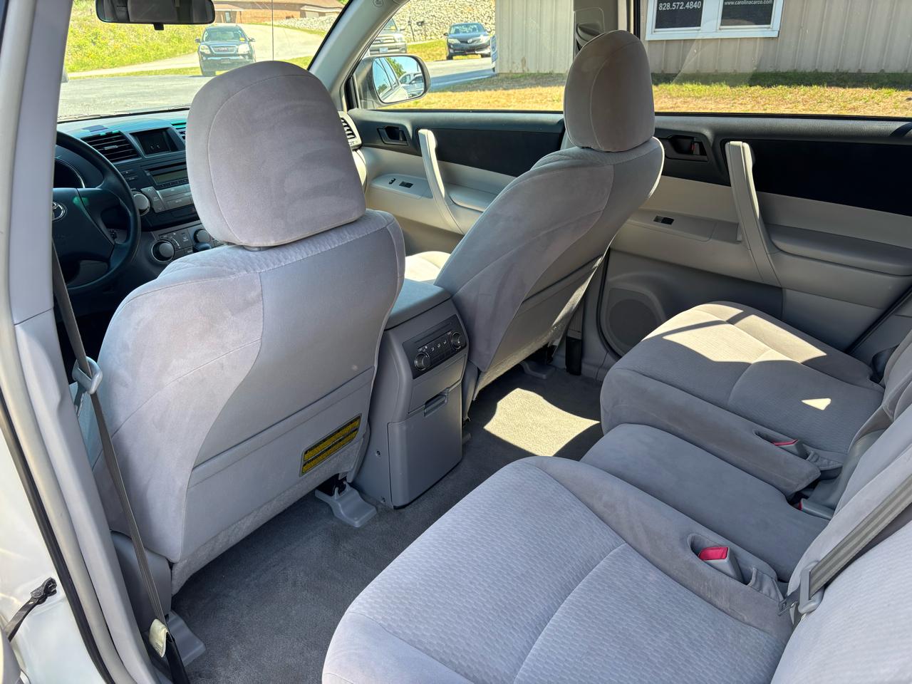 Toyota Highlander Base 4WD 2008