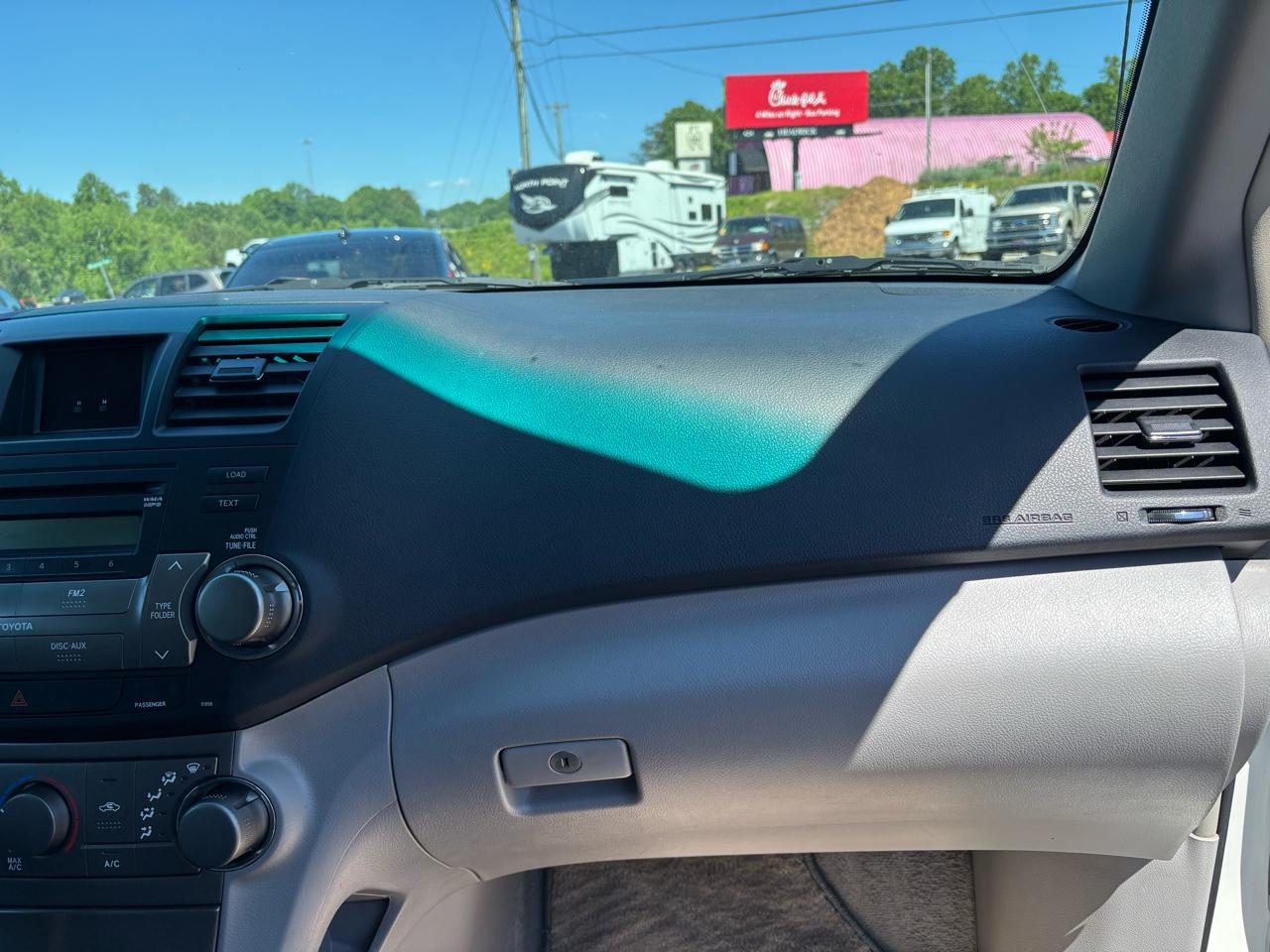 Toyota Highlander Base 4WD 2008