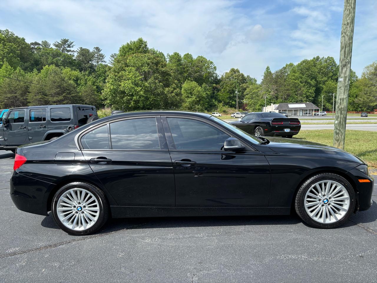 BMW 3-Series 328i Sedan 2014