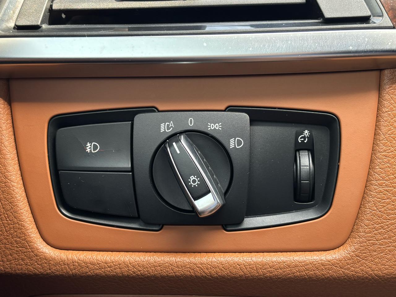 BMW 3-Series 328i Sedan 2014