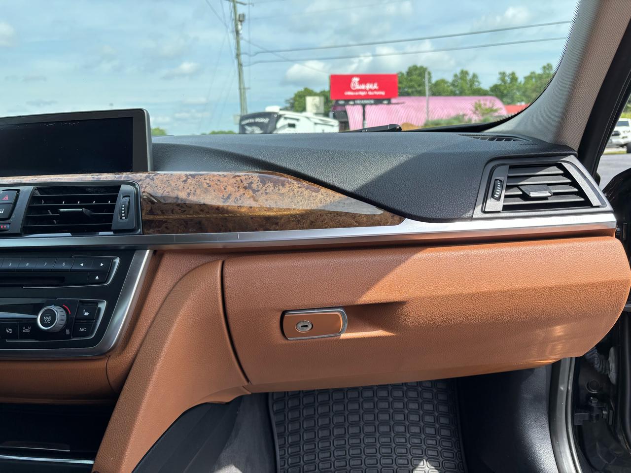 BMW 3-Series 328i Sedan 2014