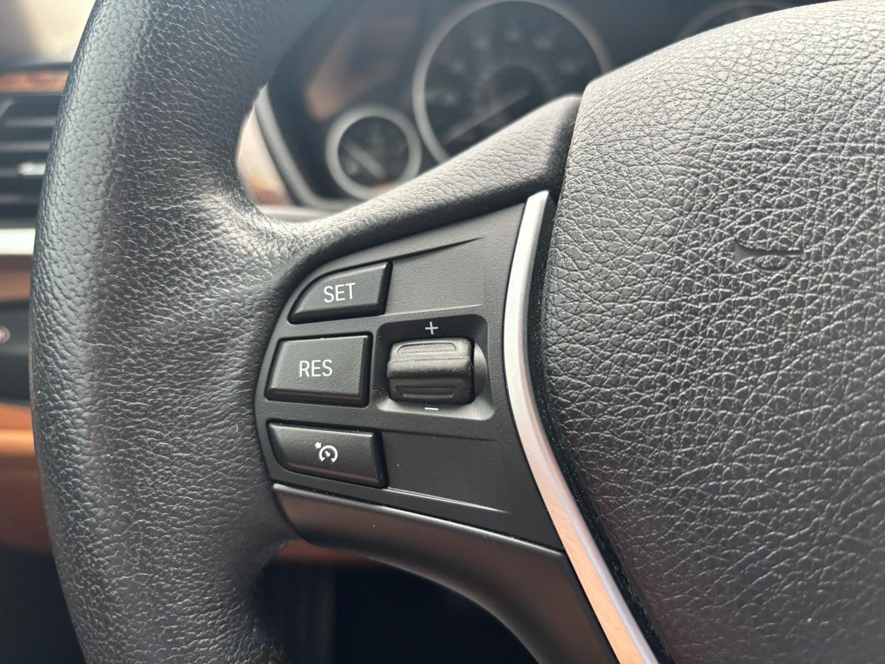 BMW 3-Series 328i Sedan 2014