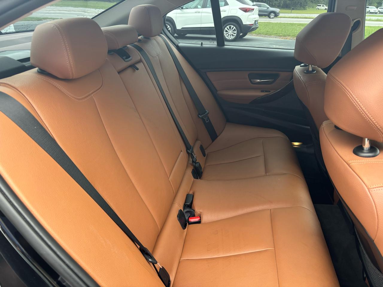 BMW 3-Series 328i Sedan 2014