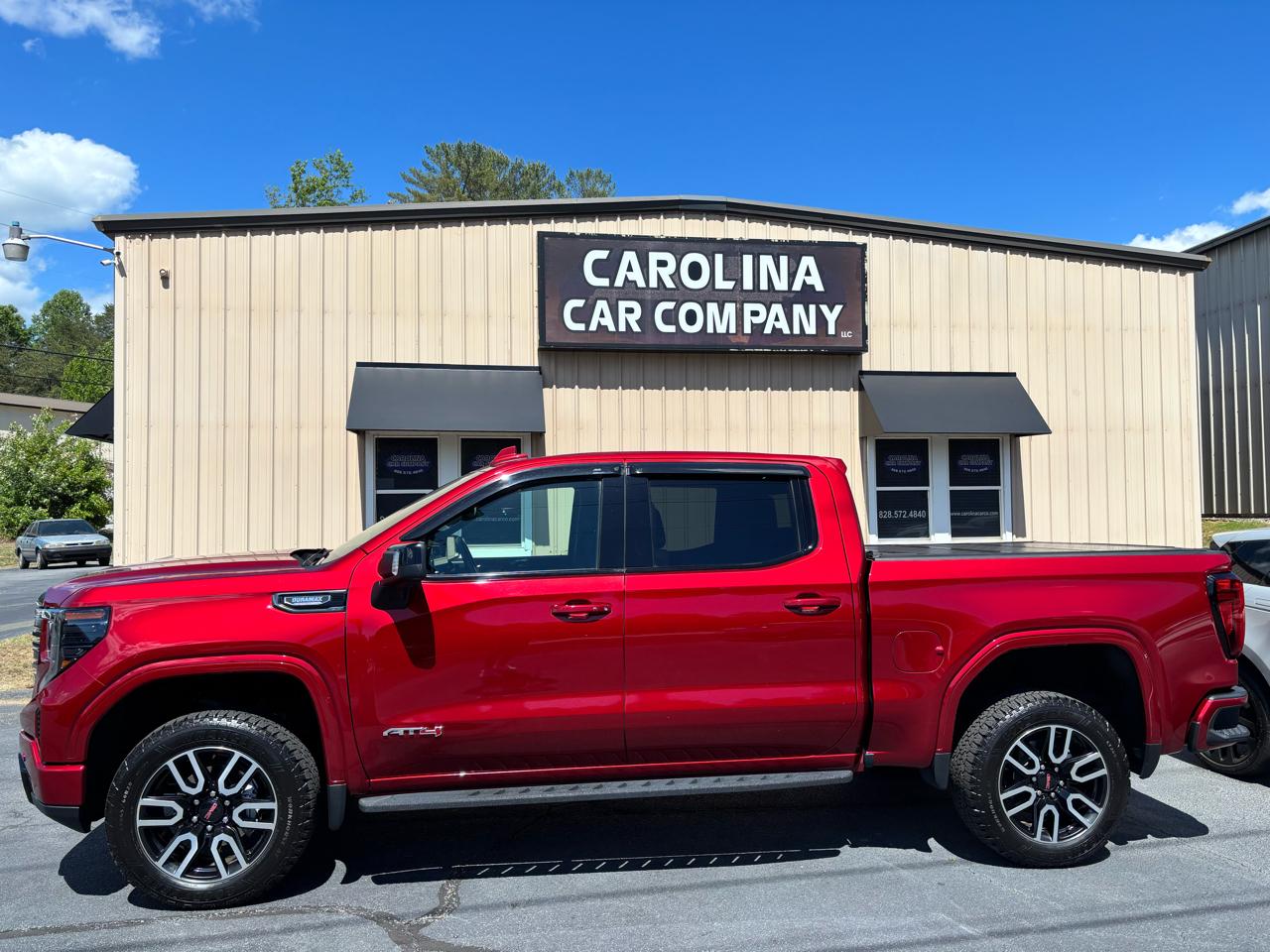 GMC Sierra 1500 AT4 Crew Cab 4WD 2023