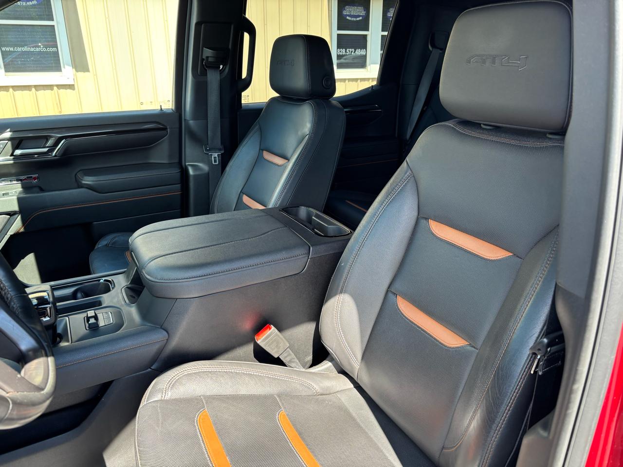 GMC Sierra 1500 AT4 Crew Cab 4WD 2023