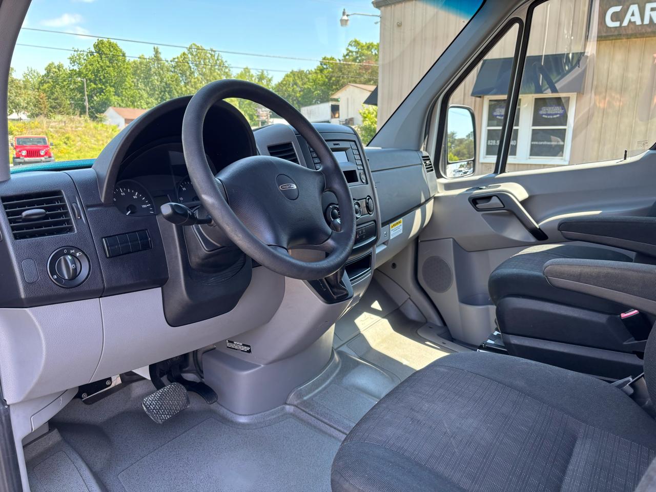 Freightliner Sprinter 2500 144-in. WB 2016