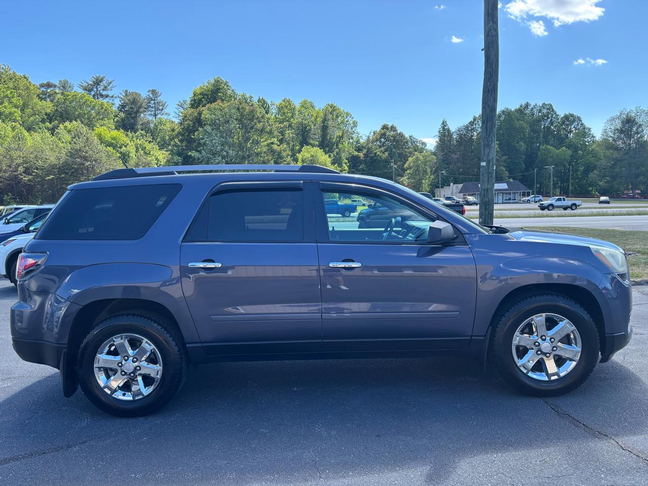 GMC Acadia SLE-1 AWD 2013