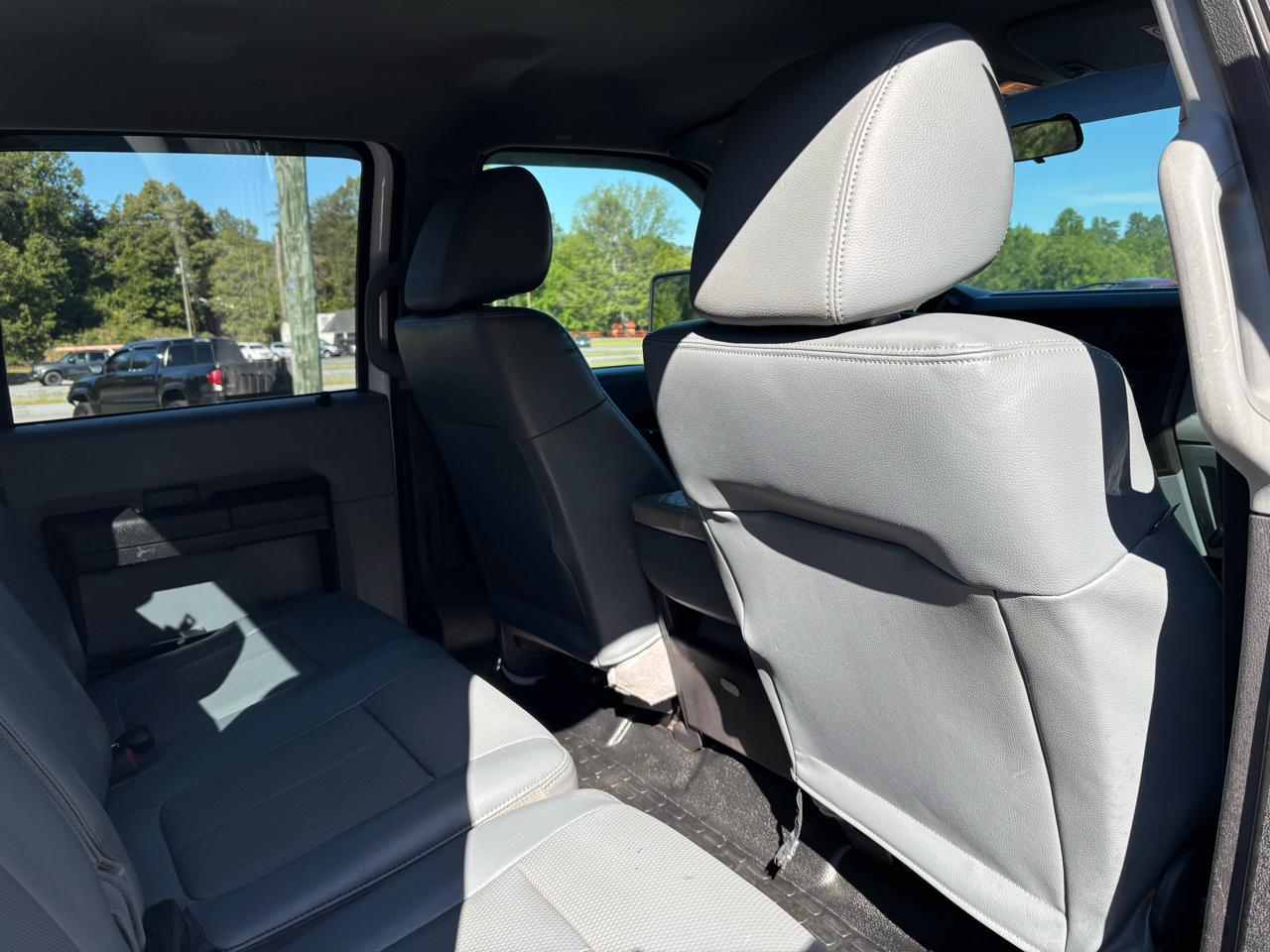 Ford F-250 SD XL Crew Cab 4WD 2016