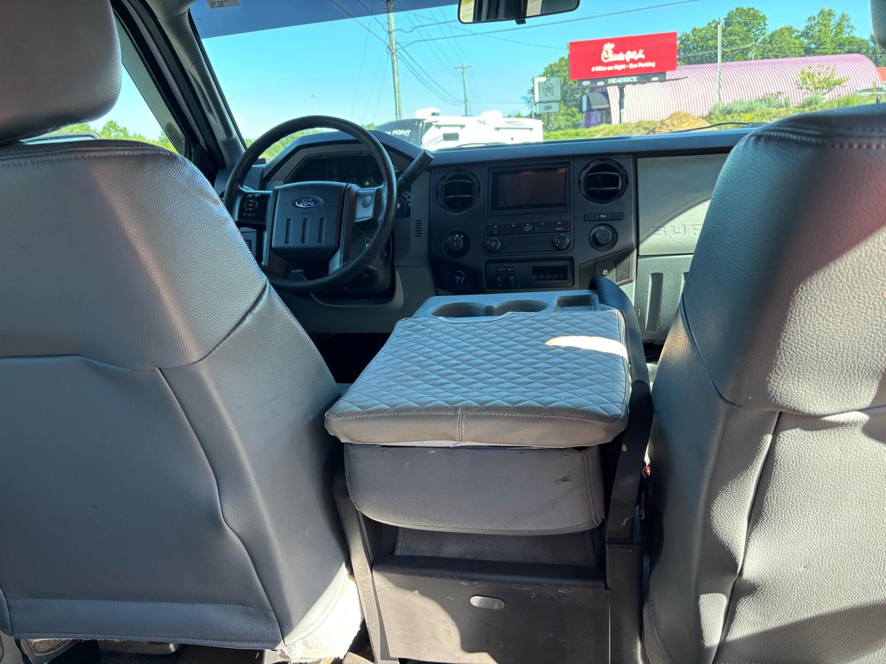 Ford F-250 SD XL Crew Cab 4WD 2016